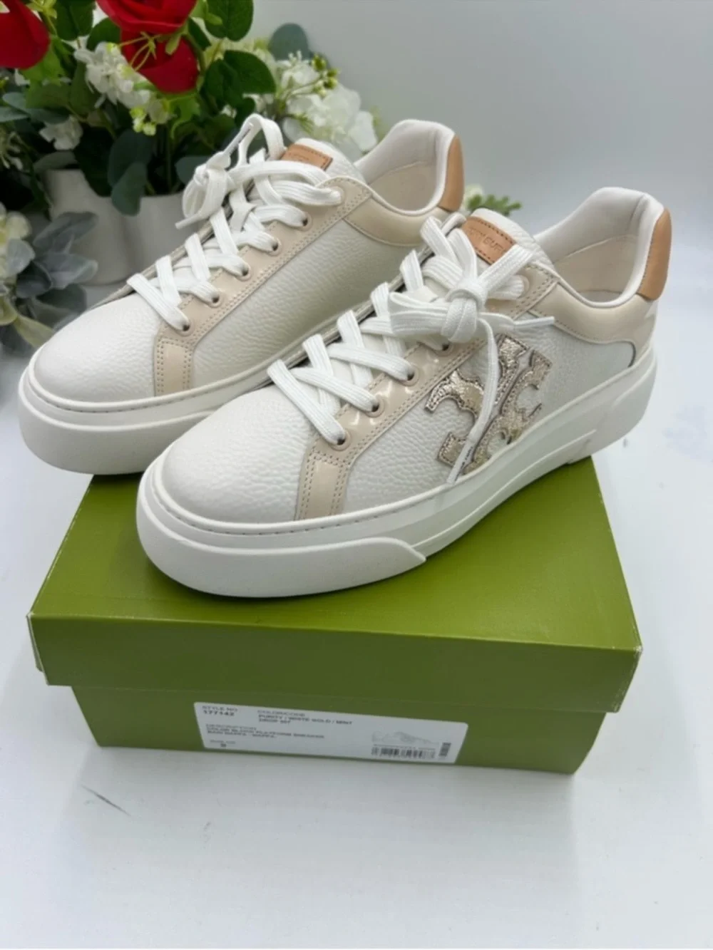 Women’s Tory Burch, color block signature leather platform sneakers size 9